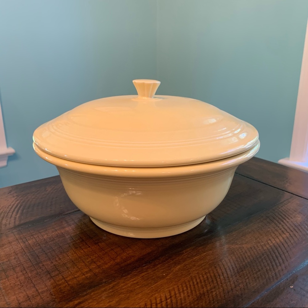 Fiestaware 2 qt. Casserole Discontinued - unused